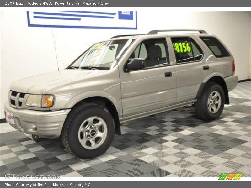 Powellite Silver Metallic / Gray 2004 Isuzu Rodeo S 4WD