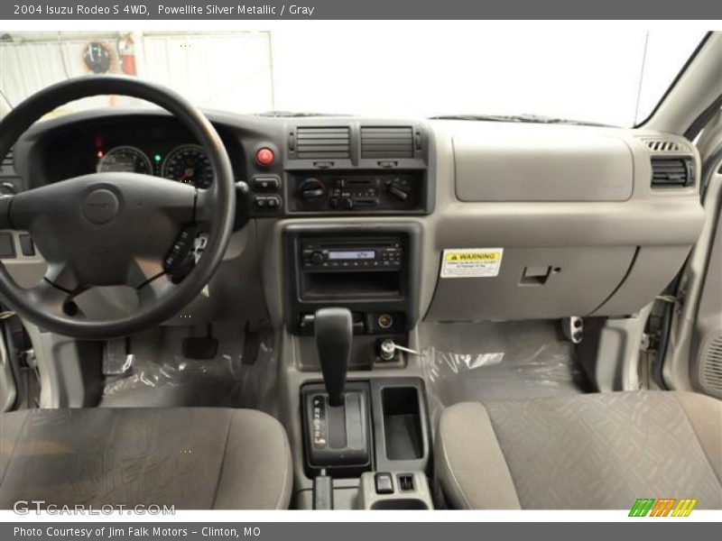 Powellite Silver Metallic / Gray 2004 Isuzu Rodeo S 4WD