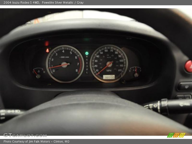 Powellite Silver Metallic / Gray 2004 Isuzu Rodeo S 4WD