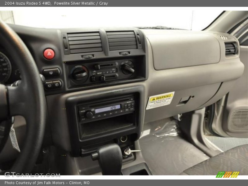 Powellite Silver Metallic / Gray 2004 Isuzu Rodeo S 4WD