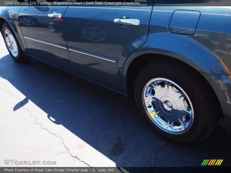 Magnesium Pearl / Dark Slate Gray/Light Graystone 2005 Chrysler 300 Touring