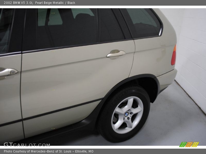 Pearl Beige Metallic / Black 2002 BMW X5 3.0i