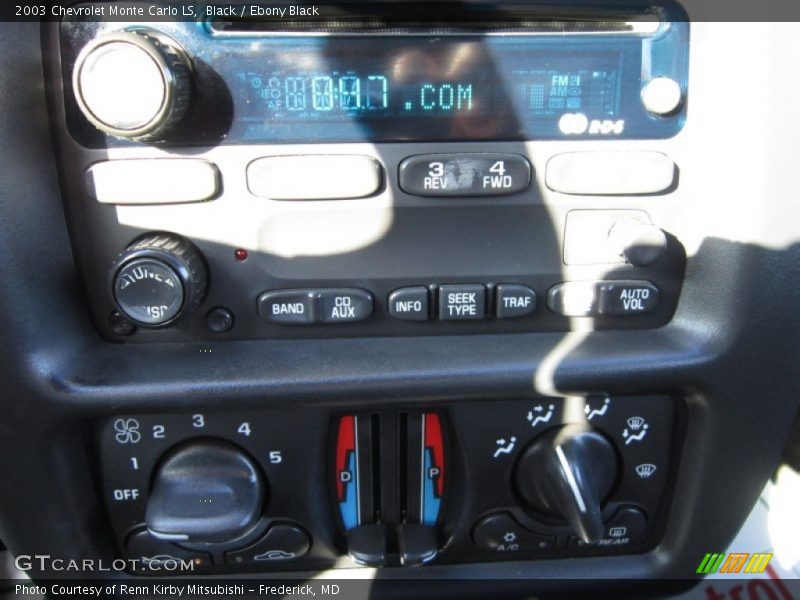 Black / Ebony Black 2003 Chevrolet Monte Carlo LS