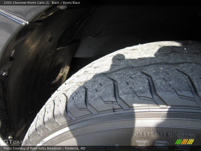 Black / Ebony Black 2003 Chevrolet Monte Carlo LS
