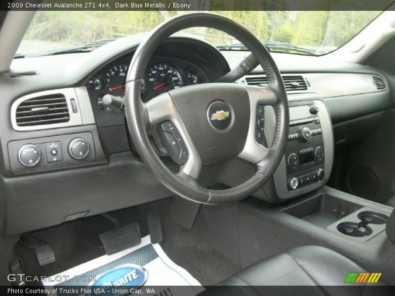 Dark Blue Metallic / Ebony 2009 Chevrolet Avalanche Z71 4x4