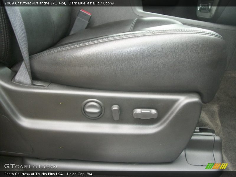 Dark Blue Metallic / Ebony 2009 Chevrolet Avalanche Z71 4x4