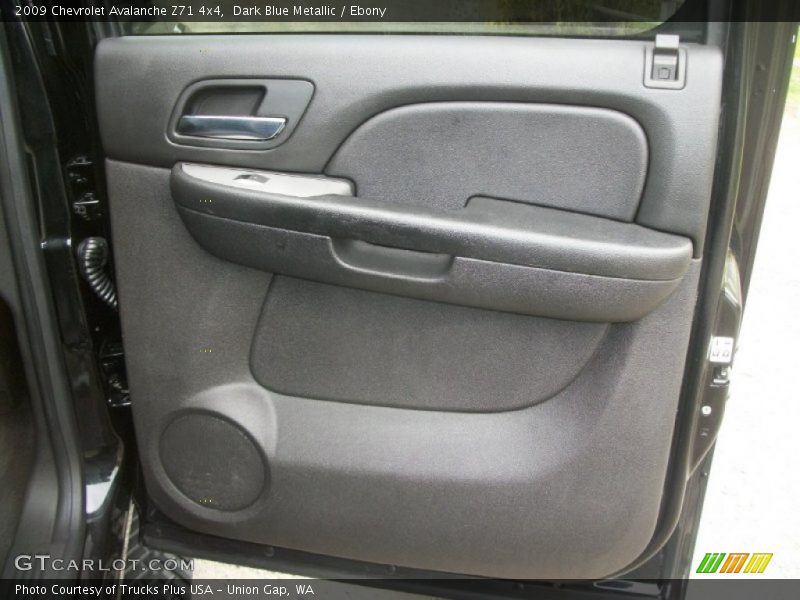 Dark Blue Metallic / Ebony 2009 Chevrolet Avalanche Z71 4x4