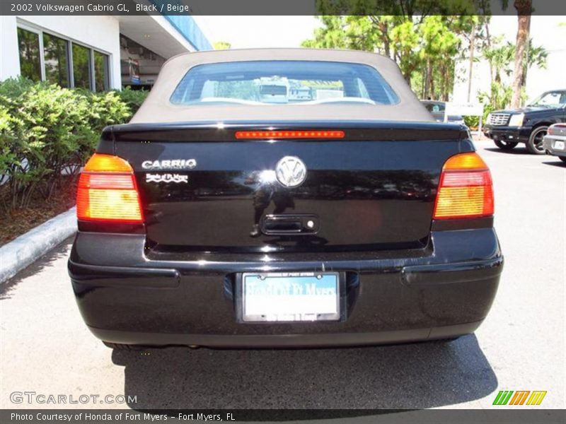 Black / Beige 2002 Volkswagen Cabrio GL
