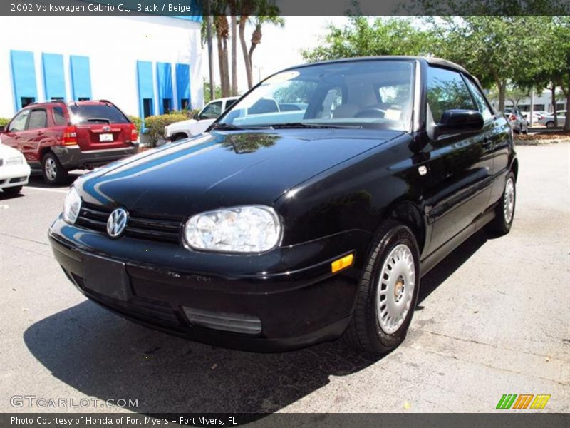 Black / Beige 2002 Volkswagen Cabrio GL