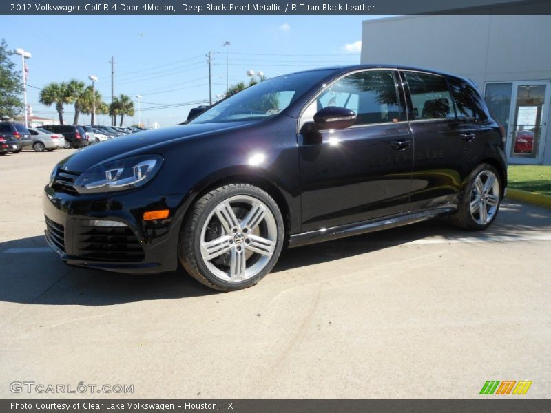 Deep Black Pearl Metallic / R Titan Black Leather 2012 Volkswagen Golf R 4 Door 4Motion