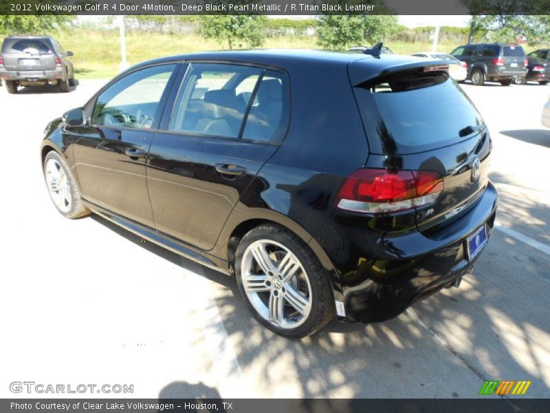 Deep Black Pearl Metallic / R Titan Black Leather 2012 Volkswagen Golf R 4 Door 4Motion