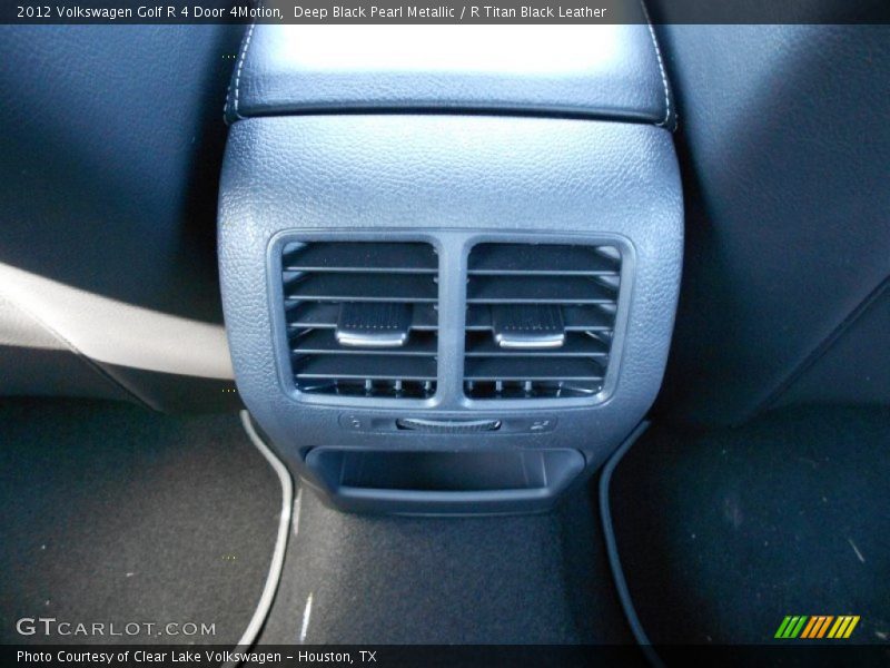 Deep Black Pearl Metallic / R Titan Black Leather 2012 Volkswagen Golf R 4 Door 4Motion