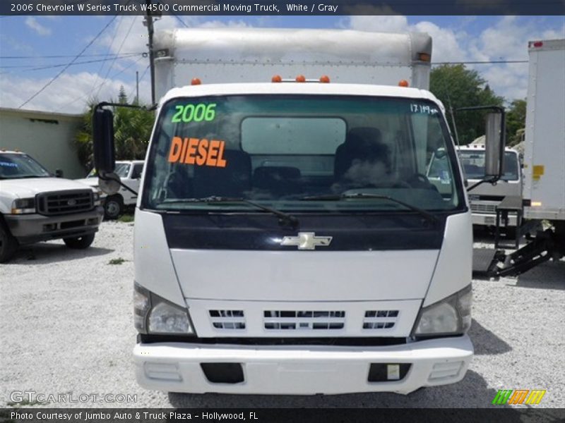 White / Gray 2006 Chevrolet W Series Truck W4500 Commercial Moving Truck
