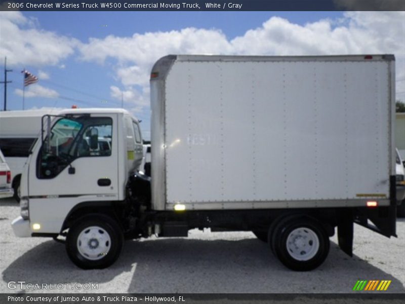 White / Gray 2006 Chevrolet W Series Truck W4500 Commercial Moving Truck