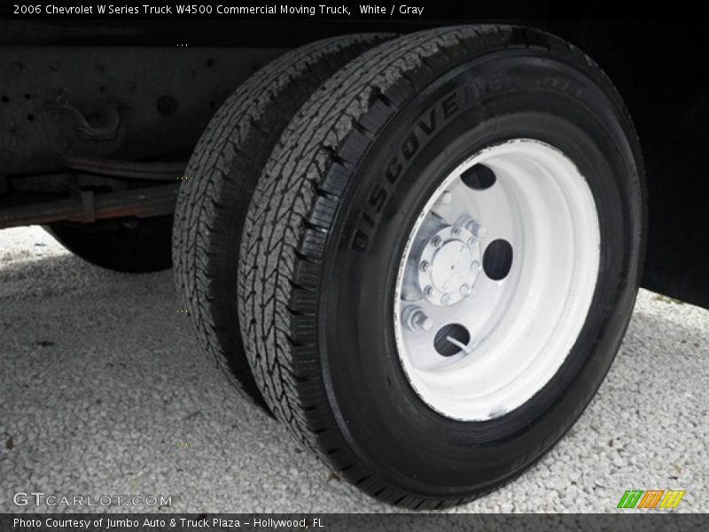 White / Gray 2006 Chevrolet W Series Truck W4500 Commercial Moving Truck