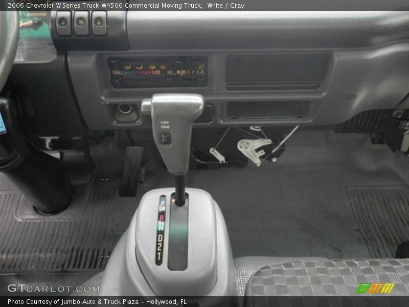 White / Gray 2006 Chevrolet W Series Truck W4500 Commercial Moving Truck