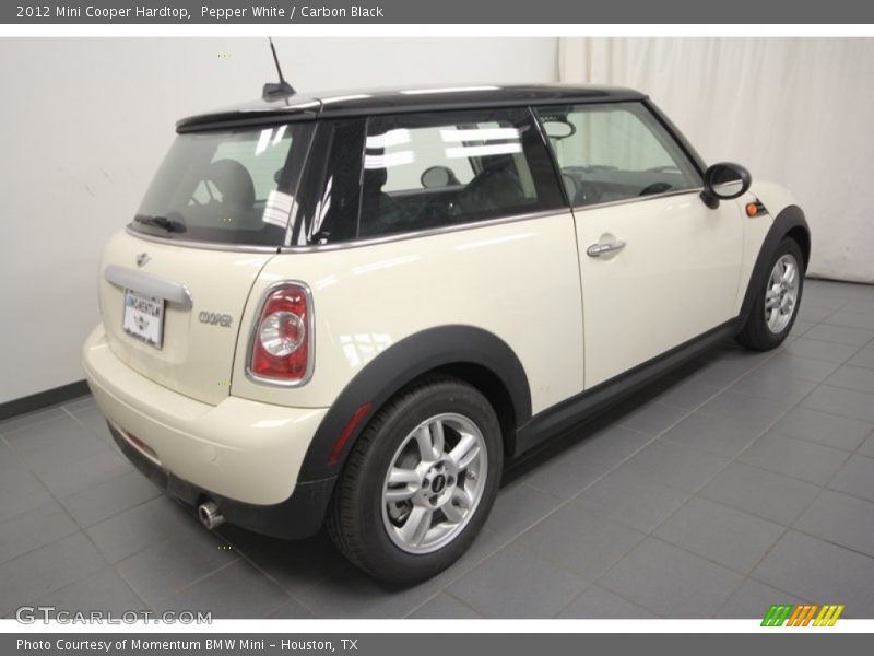 Pepper White / Carbon Black 2012 Mini Cooper Hardtop
