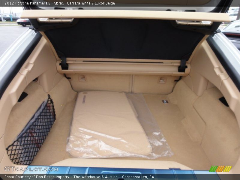  2012 Panamera S Hybrid Trunk