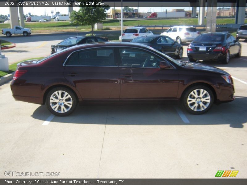 Cassis Red Pearl / Light Gray 2009 Toyota Avalon XLS