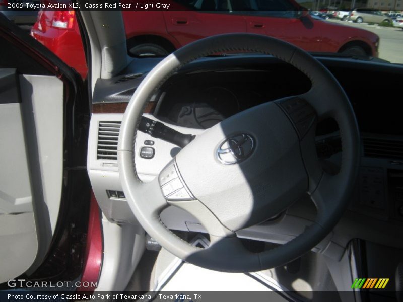 Cassis Red Pearl / Light Gray 2009 Toyota Avalon XLS
