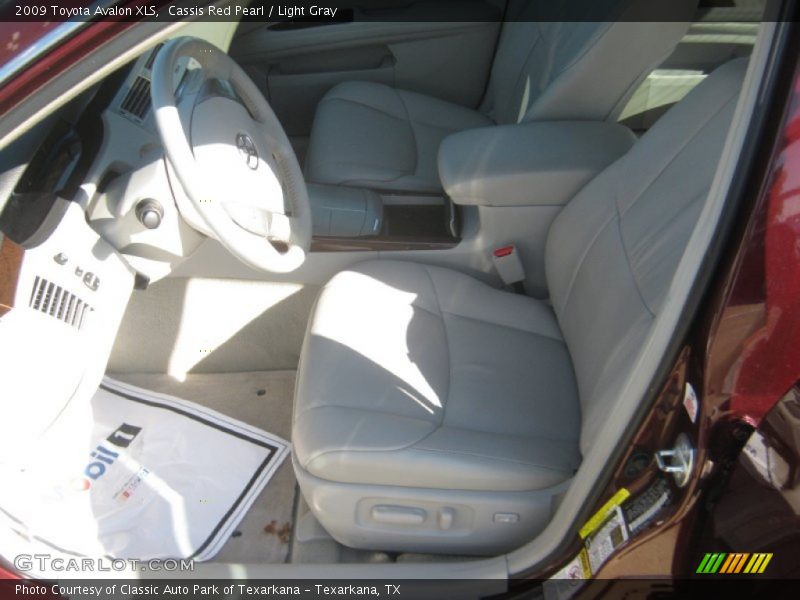 Cassis Red Pearl / Light Gray 2009 Toyota Avalon XLS