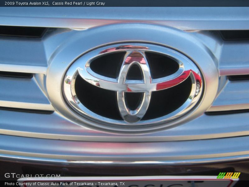 Cassis Red Pearl / Light Gray 2009 Toyota Avalon XLS