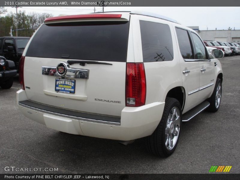 White Diamond / Cashmere/Cocoa 2010 Cadillac Escalade Luxury AWD