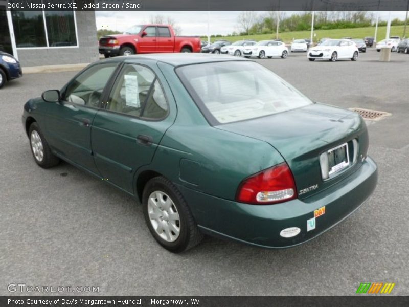 Jaded Green / Sand 2001 Nissan Sentra XE