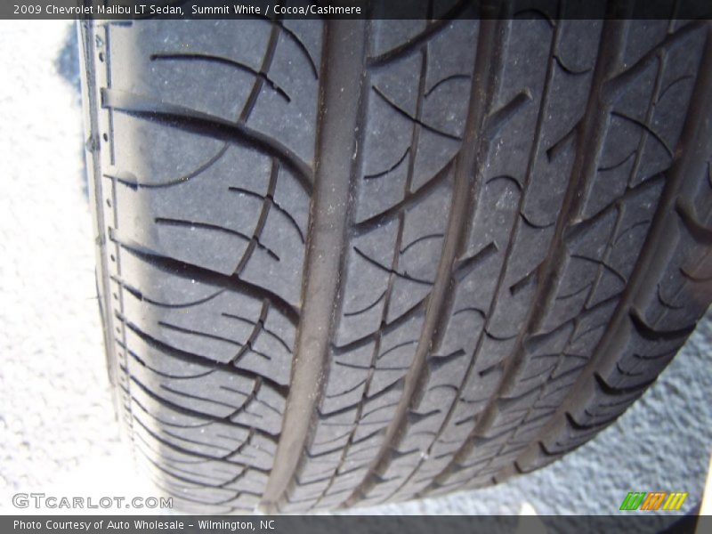 Summit White / Cocoa/Cashmere 2009 Chevrolet Malibu LT Sedan