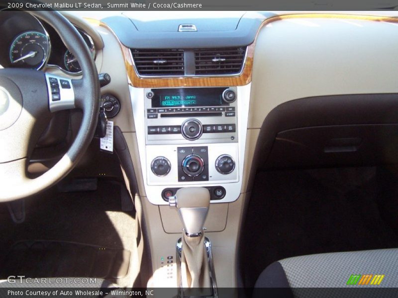Summit White / Cocoa/Cashmere 2009 Chevrolet Malibu LT Sedan