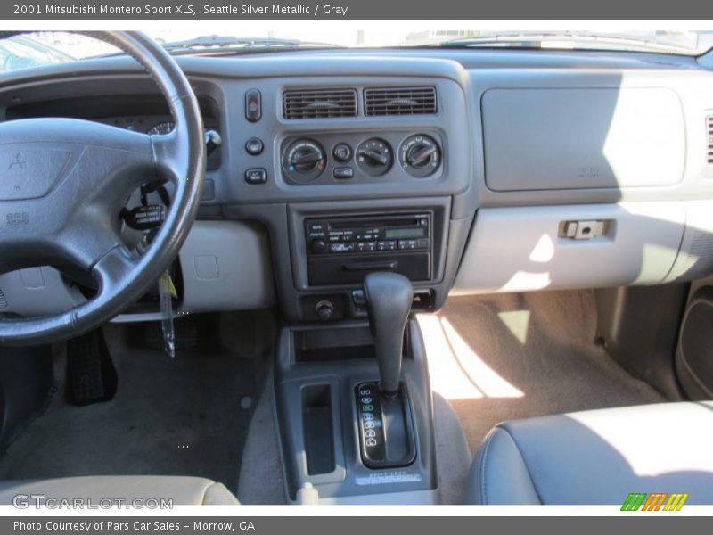 Seattle Silver Metallic / Gray 2001 Mitsubishi Montero Sport XLS