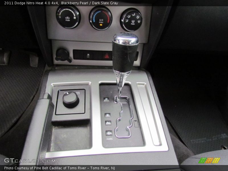  2011 Nitro Heat 4.0 4x4 5 Speed Automatic Shifter