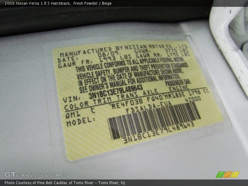 Fresh Powder / Beige 2009 Nissan Versa 1.8 S Hatchback