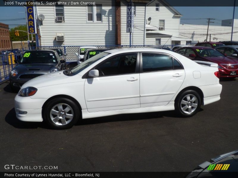 Super White / Dark Charcoal 2006 Toyota Corolla S