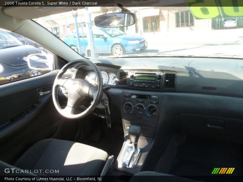 Super White / Dark Charcoal 2006 Toyota Corolla S