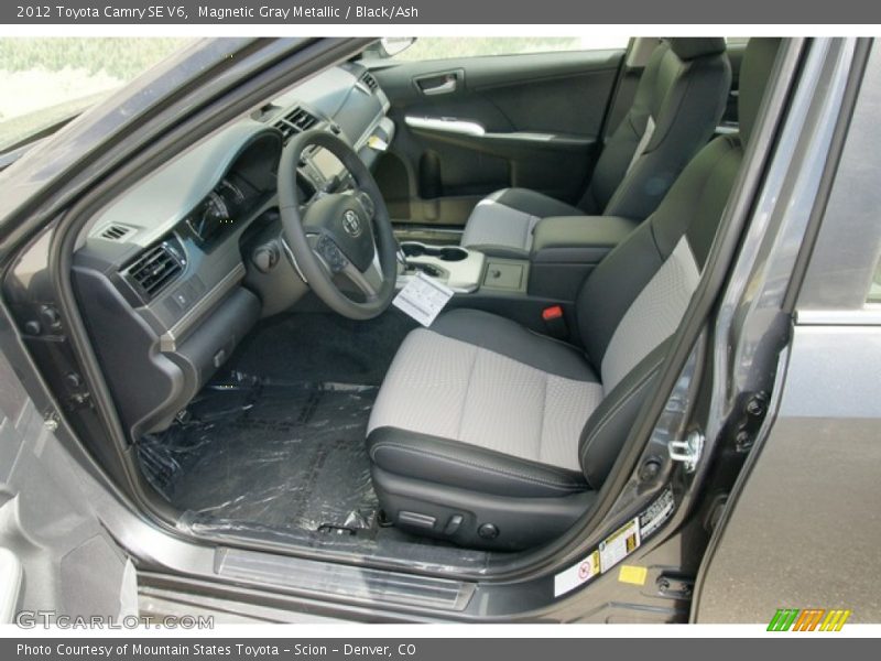 Magnetic Gray Metallic / Black/Ash 2012 Toyota Camry SE V6
