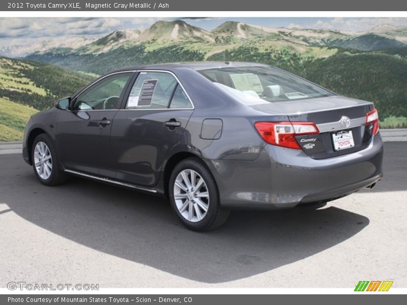 Magnetic Gray Metallic / Ash 2012 Toyota Camry XLE
