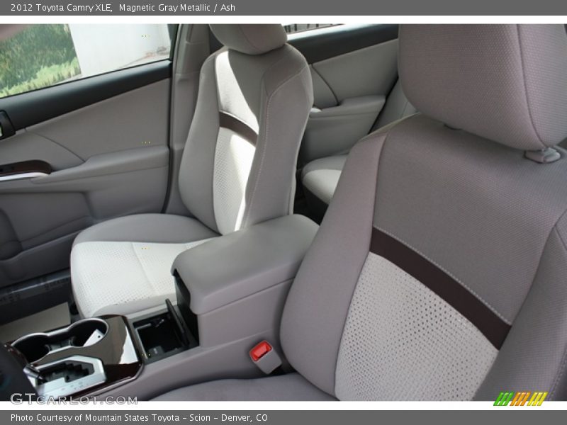 Magnetic Gray Metallic / Ash 2012 Toyota Camry XLE