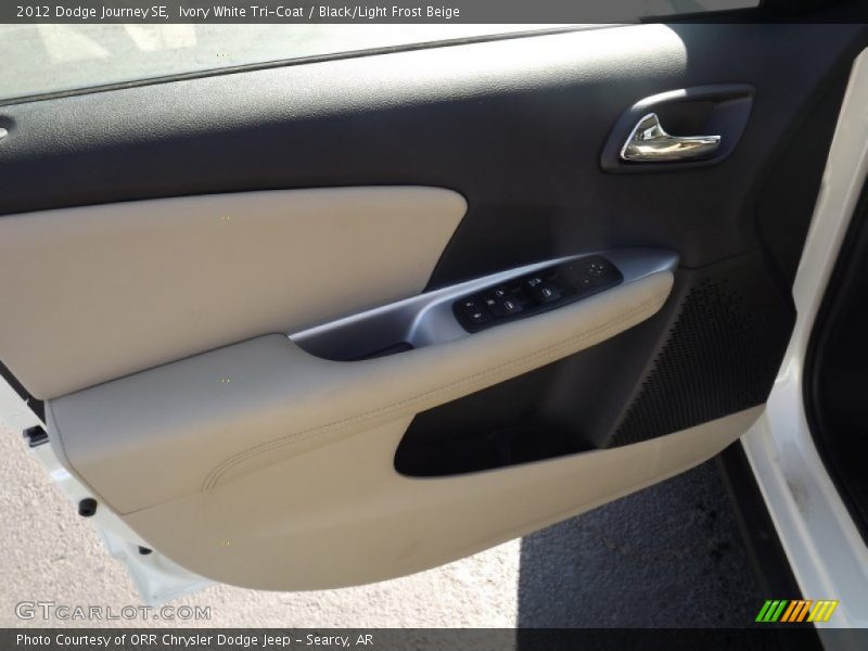 Ivory White Tri-Coat / Black/Light Frost Beige 2012 Dodge Journey SE