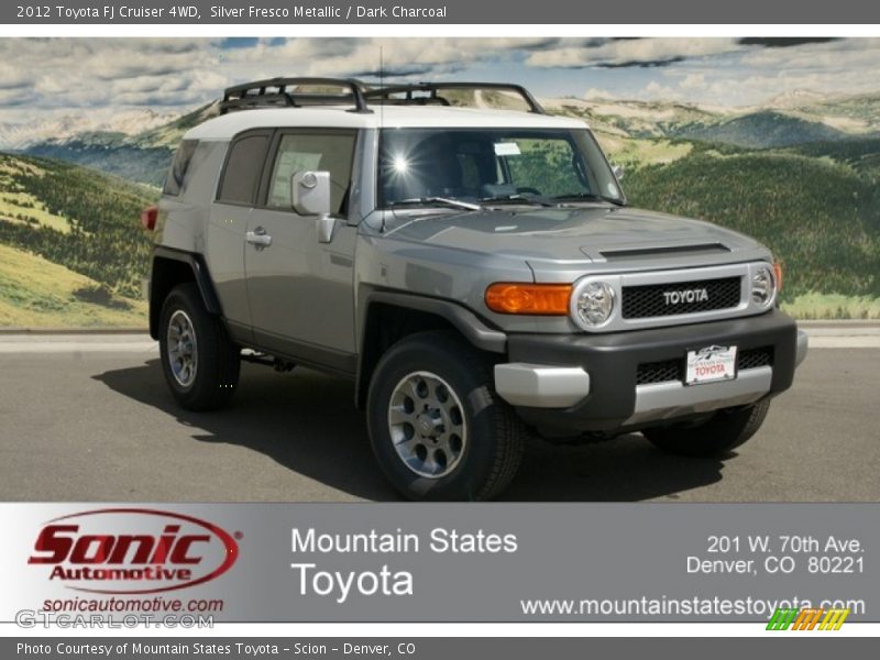 Silver Fresco Metallic / Dark Charcoal 2012 Toyota FJ Cruiser 4WD