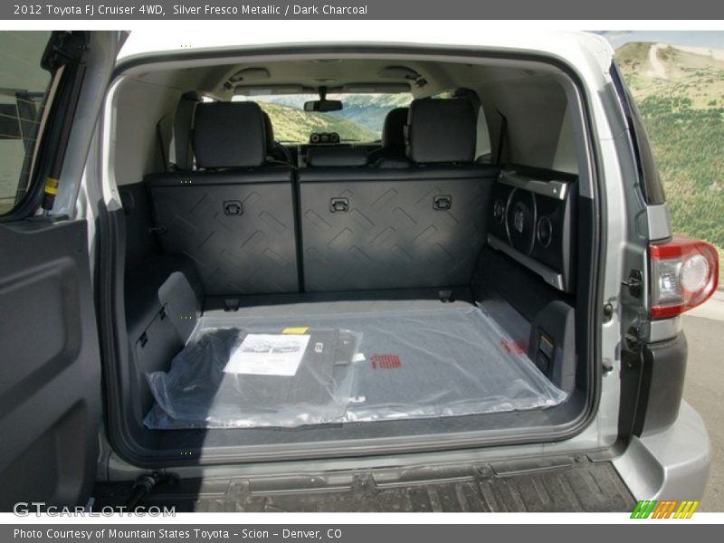Silver Fresco Metallic / Dark Charcoal 2012 Toyota FJ Cruiser 4WD