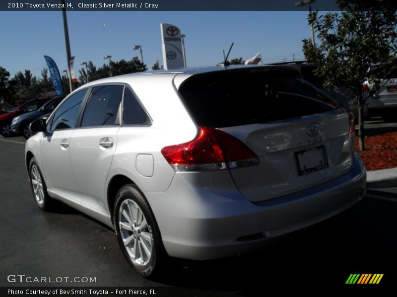Classic Silver Metallic / Gray 2010 Toyota Venza I4
