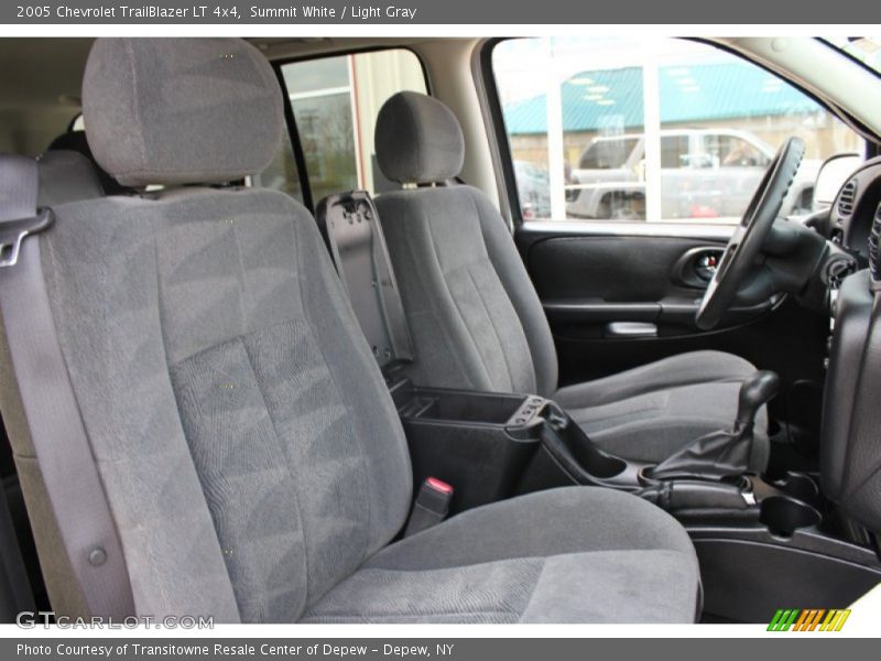 Summit White / Light Gray 2005 Chevrolet TrailBlazer LT 4x4