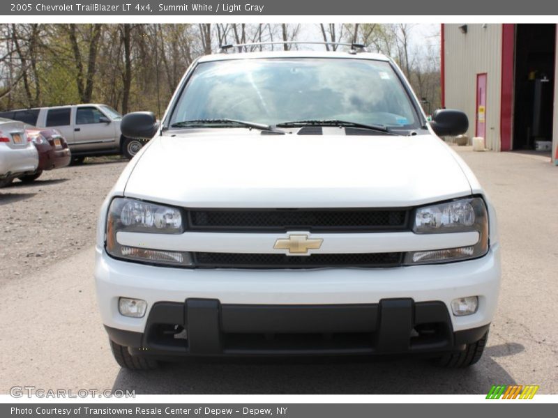 Summit White / Light Gray 2005 Chevrolet TrailBlazer LT 4x4
