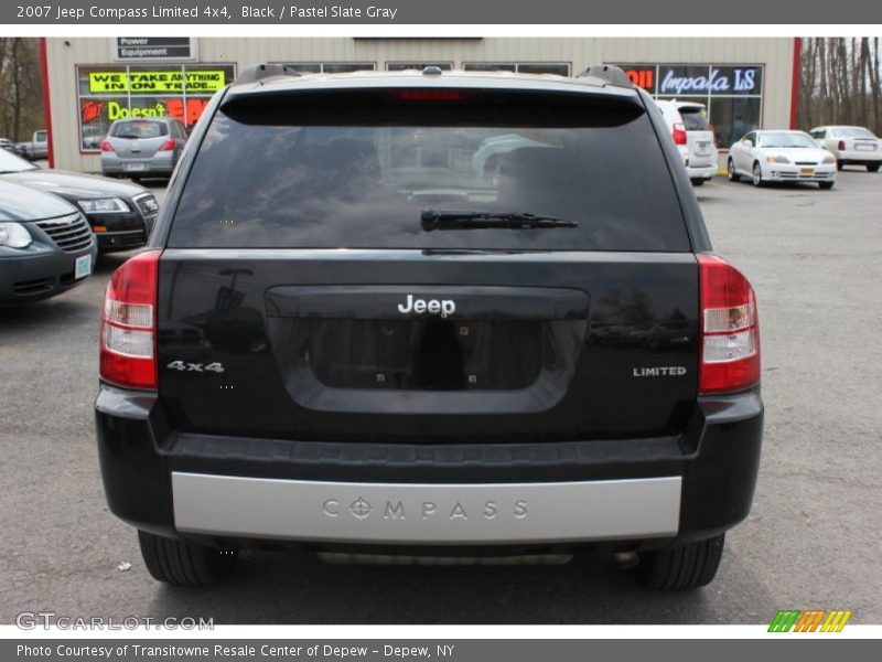 Black / Pastel Slate Gray 2007 Jeep Compass Limited 4x4