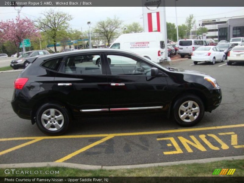 Wicked Black / Black 2011 Nissan Rogue S AWD