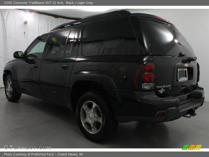 Black / Light Gray 2006 Chevrolet TrailBlazer EXT LS 4x4