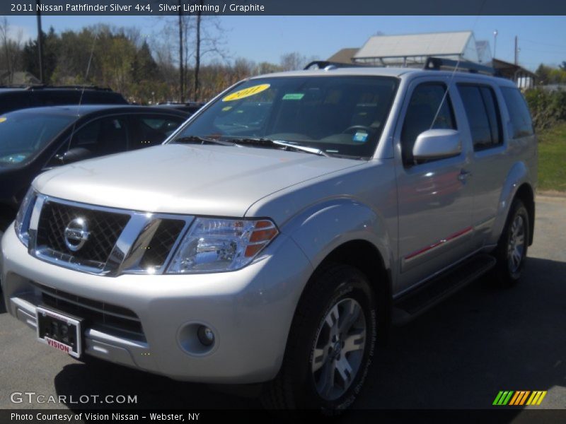Silver Lightning / Graphite 2011 Nissan Pathfinder Silver 4x4