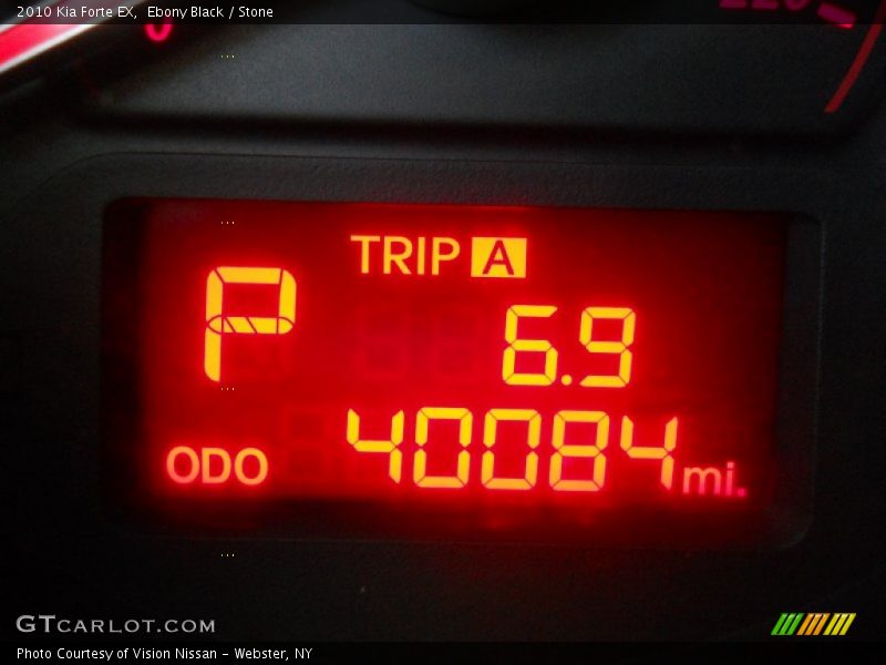Ebony Black / Stone 2010 Kia Forte EX