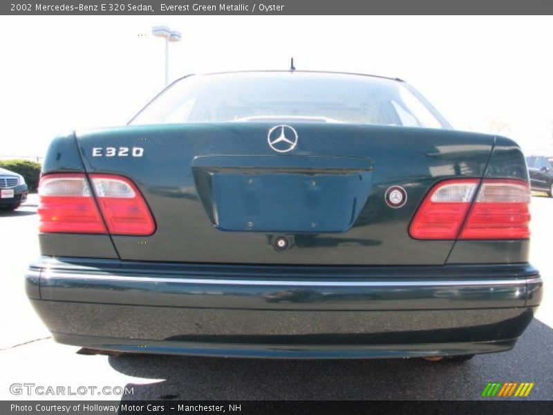 Everest Green Metallic / Oyster 2002 Mercedes-Benz E 320 Sedan